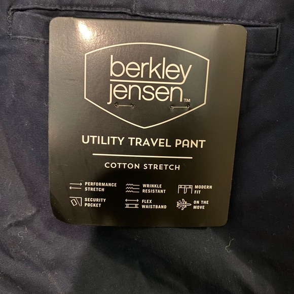 Berkeley Jensen Utility Travel Pants - Picture 4 of 6